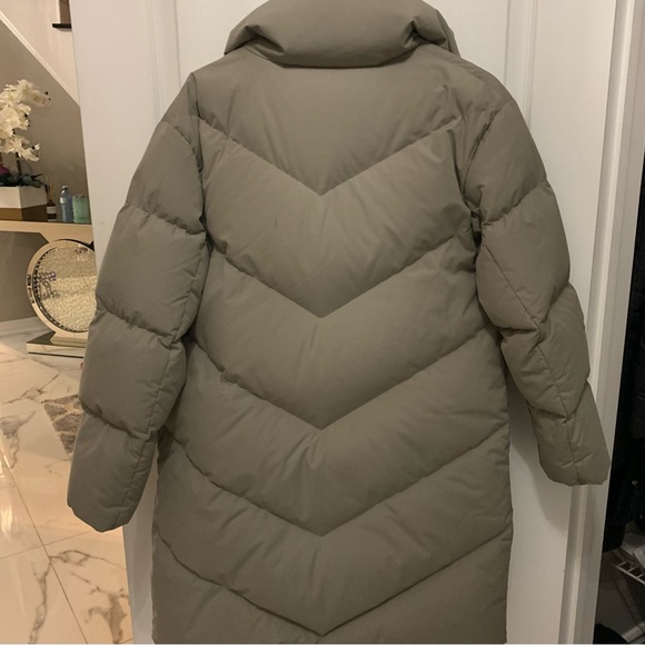 Wilfred - The Cloud Puff Mid (Aritzia) - Picture 7 of 14